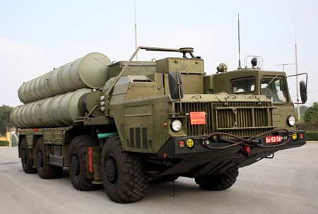 Tên lửa phòng không S-300 của Việt Nam, mua của Nga